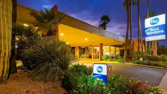 Best Western Royal Sun Inn & Suites - 26