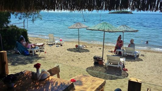 Pitos Bungalows - 9