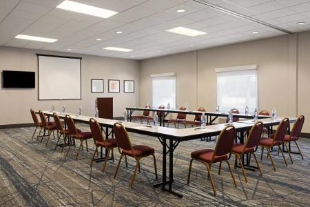 Holiday Inn Express St. Petersburg North / i-275, An Ihg - 34