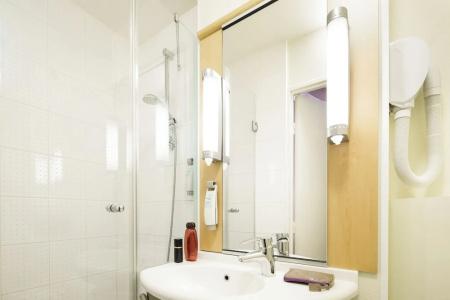 ibis Versailles Château - 37