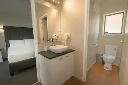 Middlemore - 20