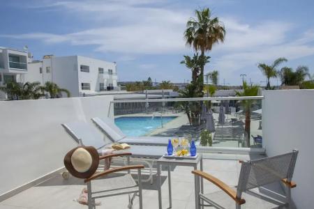 Limanaki Beach & Suites - 137