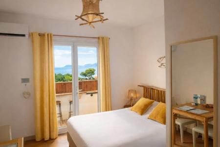 Hôtel Almanarre Plage - Hôtel Eco-Responsable - 81