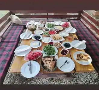 Esralina Pension - 39