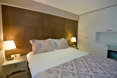 Adamel & Suite - 32