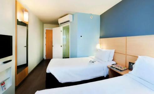 ibis Copacabana Posto 5 - 49