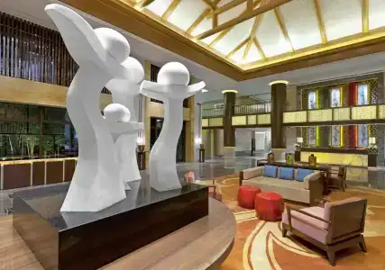 Sheraton Grand Hangzhou Wetland Park Resort - 1