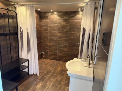 Treetop Spa Hangout & - 44