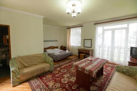 Lori Canyon - 7