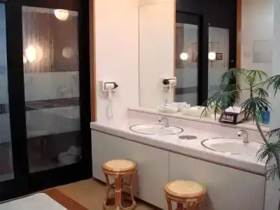 Route-Inn Tomakomai Ekimae - 8