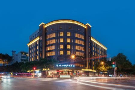 Sichuan Minshan Lhasa Grand - 50