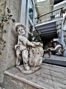Leyla Suite - 9