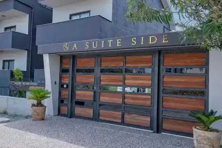 A Suite Side - 0