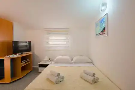 Budva Inn Guest House - 31
