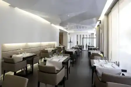 o&b Athens Boutique - 19