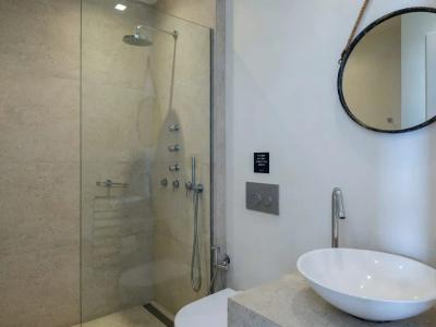Bluetopia Suites - 37