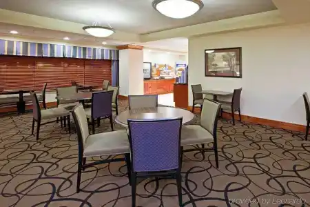 Holiday Inn Express Indianapolis South, An Ihg - 21