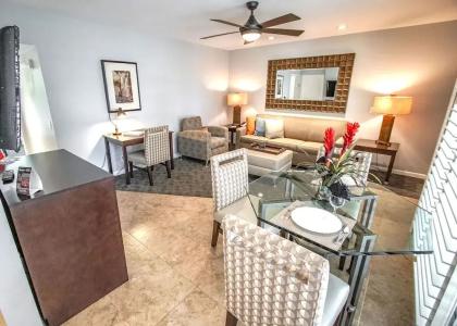 Palm Springs Tennis Club - 18