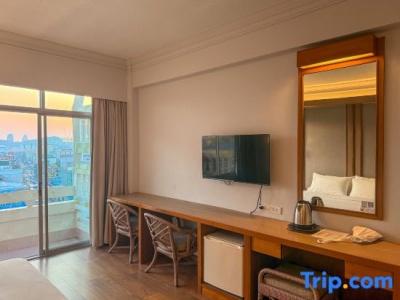 Golden Beach Pattaya - 77