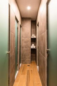 Athens Hub Hostel - 10