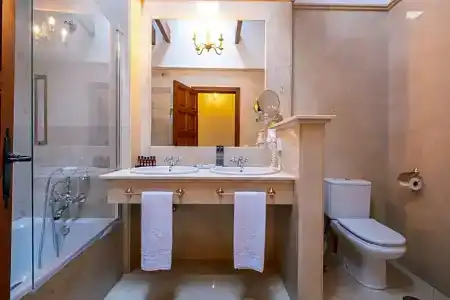 Palacio Ayala Berganza - 41