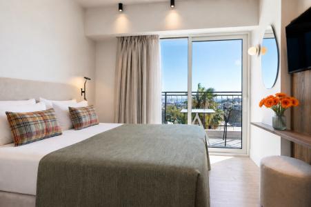Legacy Gastro Suites - 32