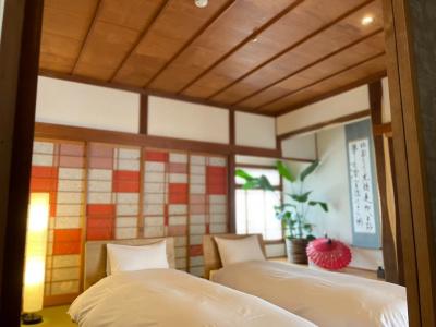 Cafe&Stay Castana - 1