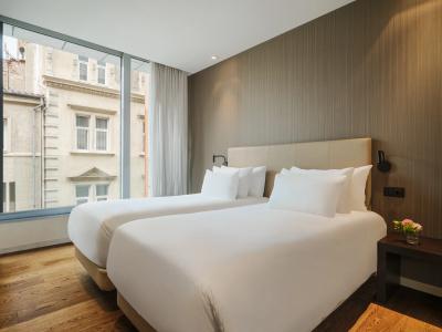NH Collection Budapest City Center - 3