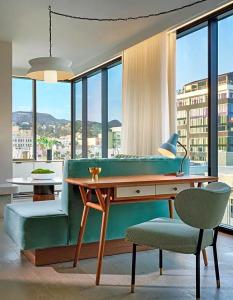 Thompson Hollywood - 75