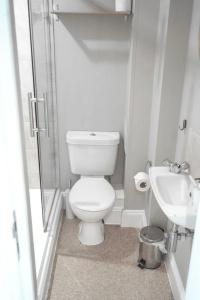 Innit Rooms - Saltwater Guest House - 52