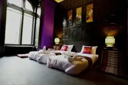 Andrassy Thai - 45