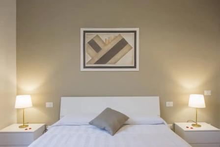 Regis Condo - 132