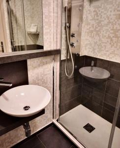 Best Western Continental - 37