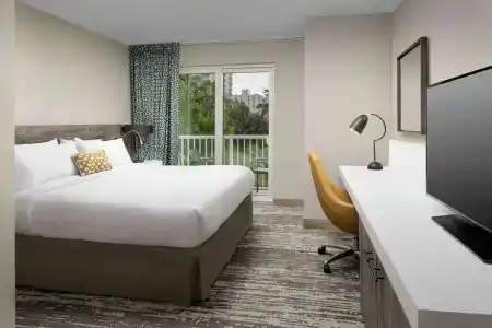 Hilton Garden Inn Miami Brickell South - 50