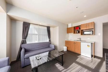 315 Riccarton - 73