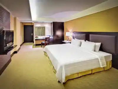 NagaWorld & Entertainment Complex - 4