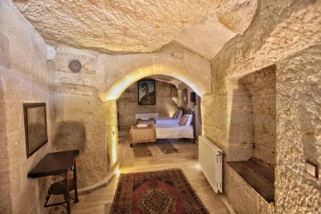 Emit Cave - 2
