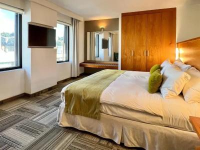 Best Western Marina del Rey - 33