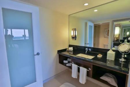 Hilton Miami Airport Blue Lagoon - 68