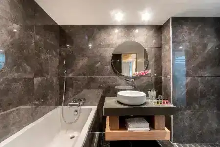 Limanaki Beach & Suites - 40