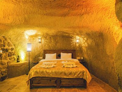 Atilla's Cave - 501