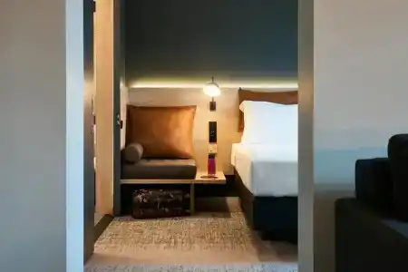 Moxy Bristol - 26