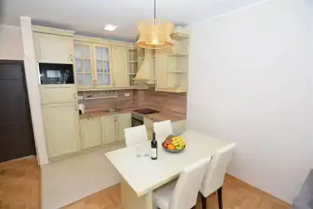 ROOMS & DOBROTSKI DVORI - 18