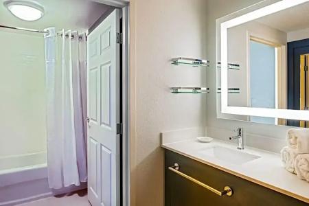 Residence Inn by Marriott Airport - 103