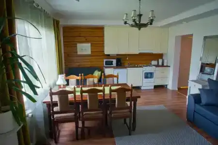 Salpalinjan Hovi - 27