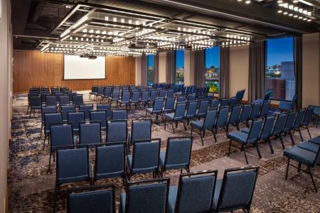 Hampton Inn Boston Seaport District - 31