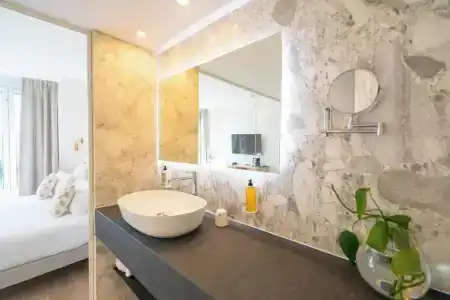 Idéal Hôtel Design - 56