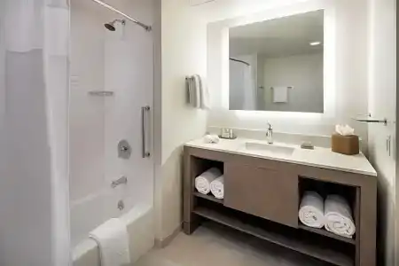 Residence Inn by Marriott San Diego Downtown/Bayfront - 78