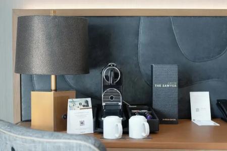 Kimpton Sawyer, An Ihg - 90