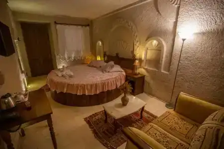 Hermes Cave - 109